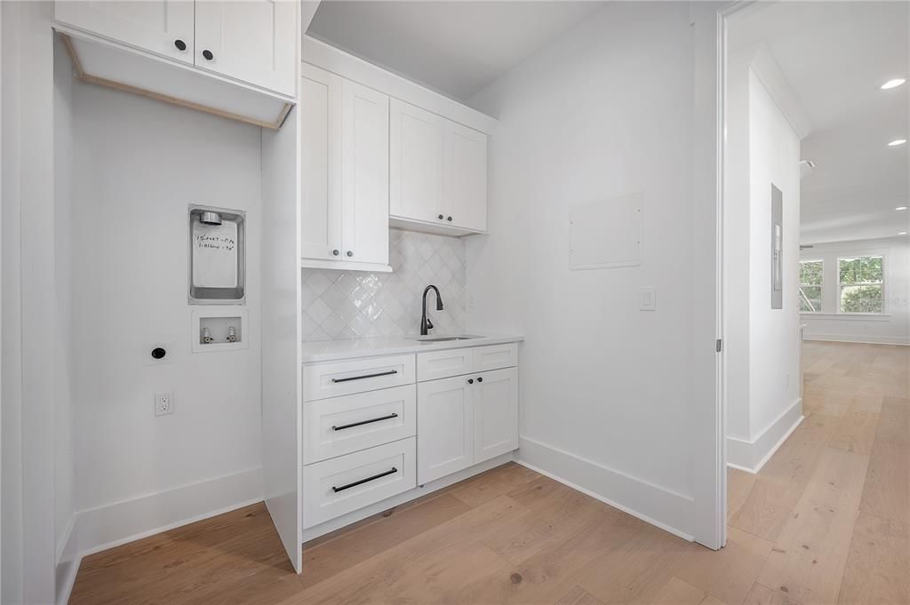 For Sale: $792,000 (4 beds, 3 baths, 2485 Square Feet)