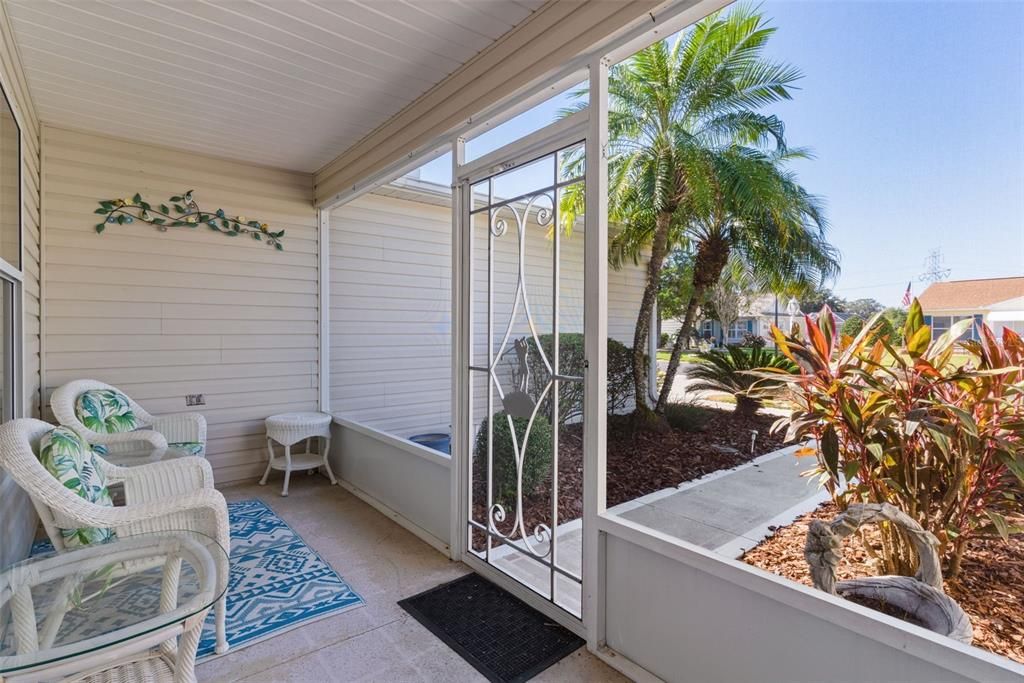 Activo con contrato: $275,000 (3 camas, 2 baños, 1392 Pies cuadrados)