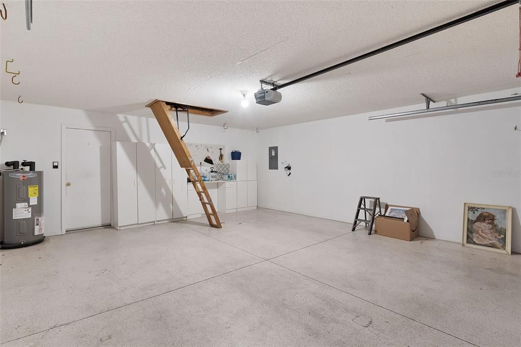 Activo con contrato: $275,000 (3 camas, 2 baños, 1392 Pies cuadrados)