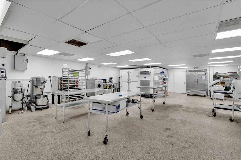 For Sale: $200,000 (0 beds, 0 baths, 3212 Square Feet)