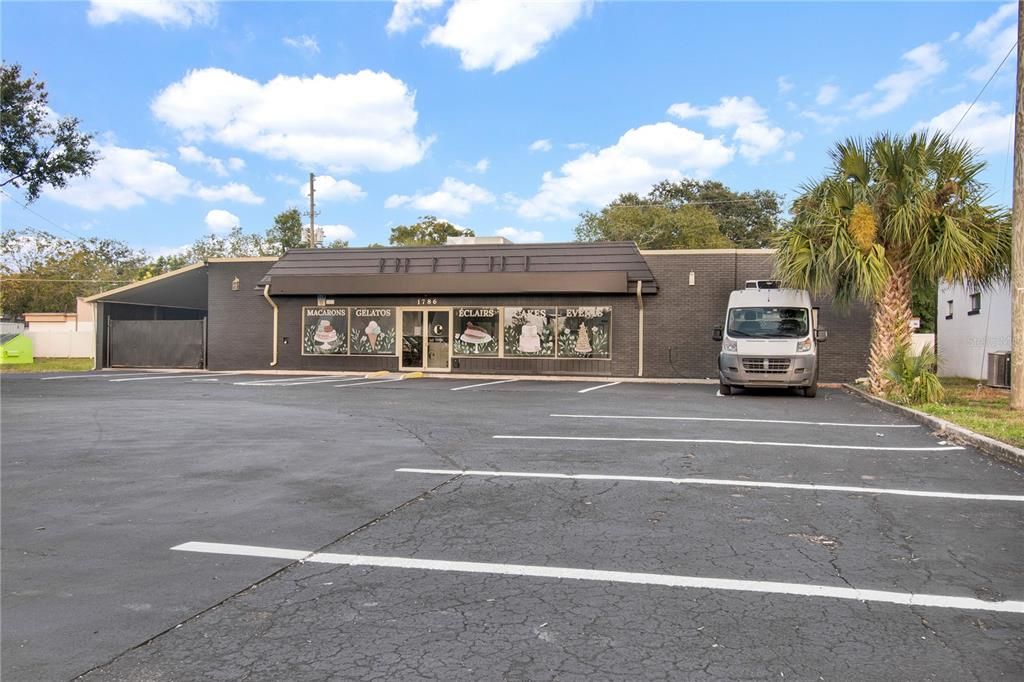 For Sale: $200,000 (0 beds, 0 baths, 3212 Square Feet)