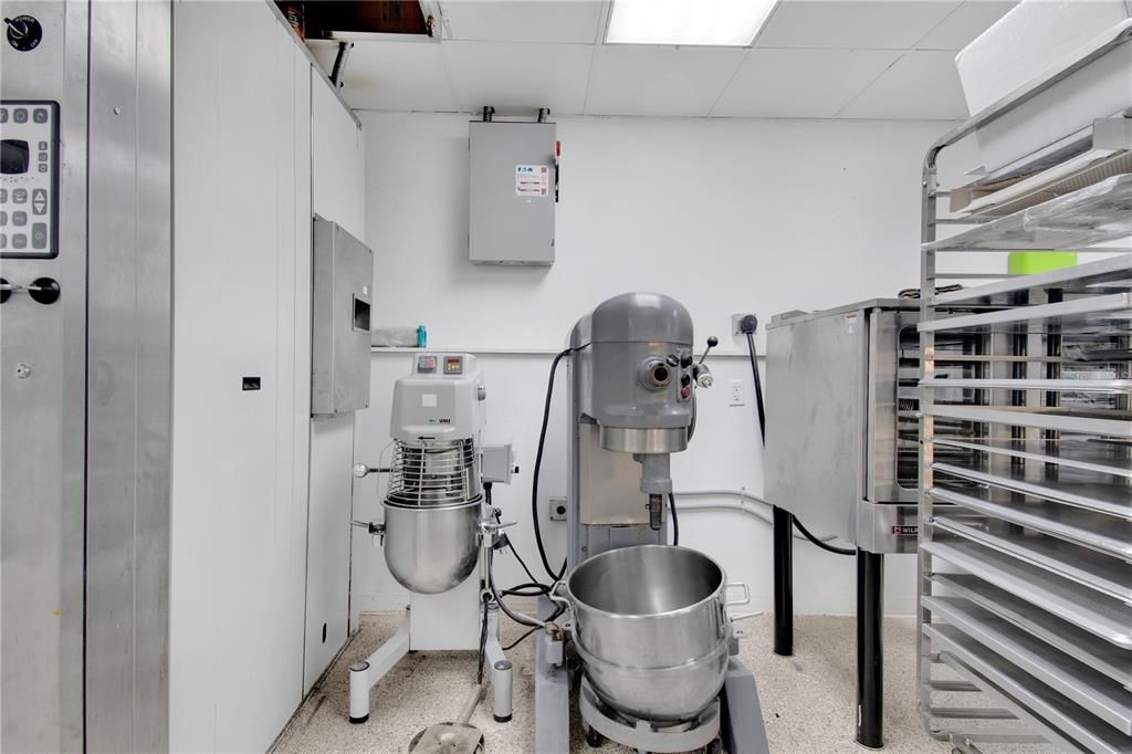 For Sale: $200,000 (0 beds, 0 baths, 3212 Square Feet)