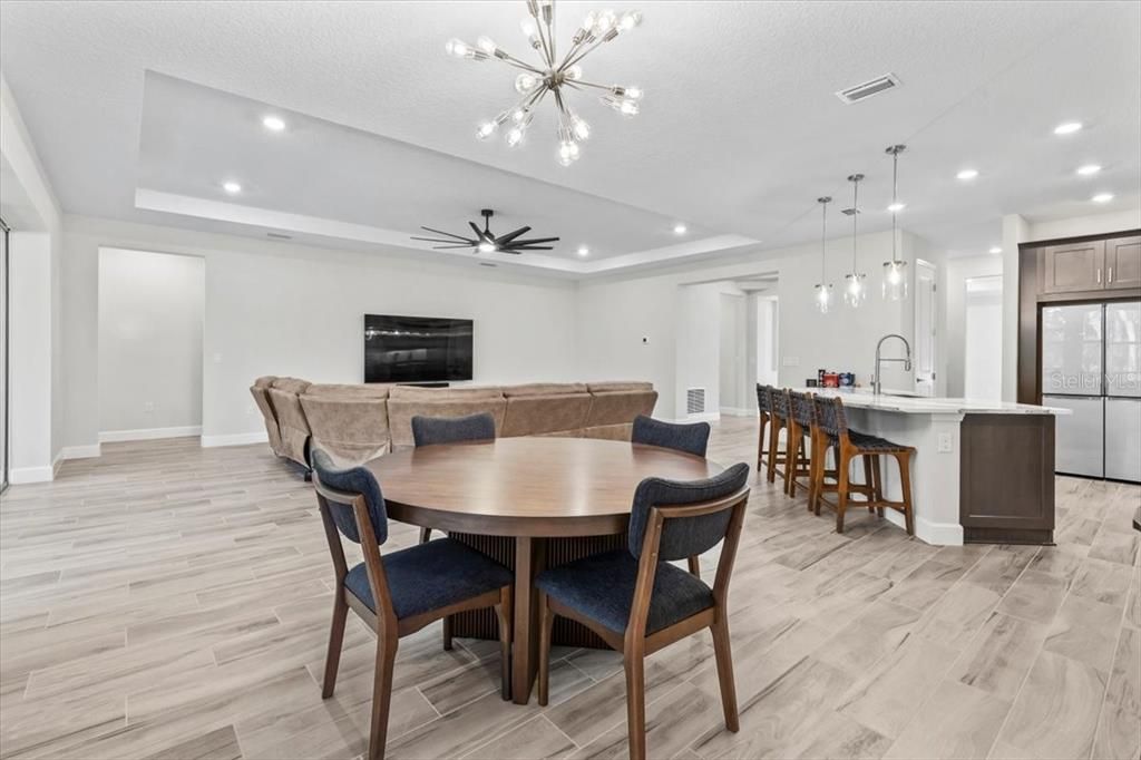 待售: $739,000 (4 贝兹, 3 浴室, 3221 平方英尺)