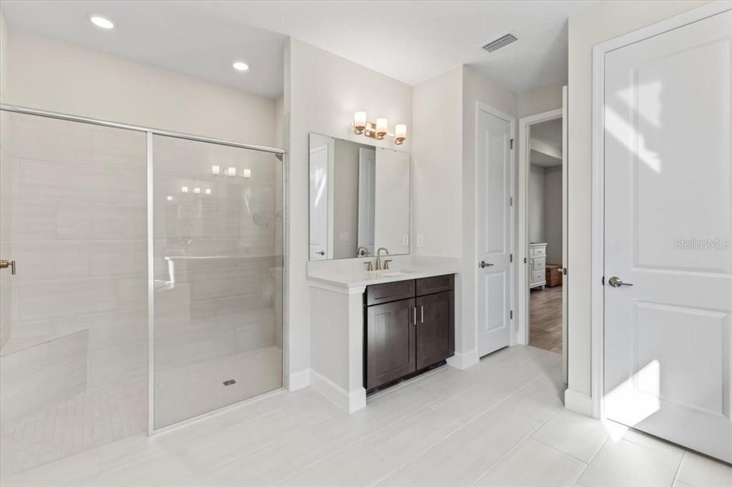 待售: $739,000 (4 贝兹, 3 浴室, 3221 平方英尺)