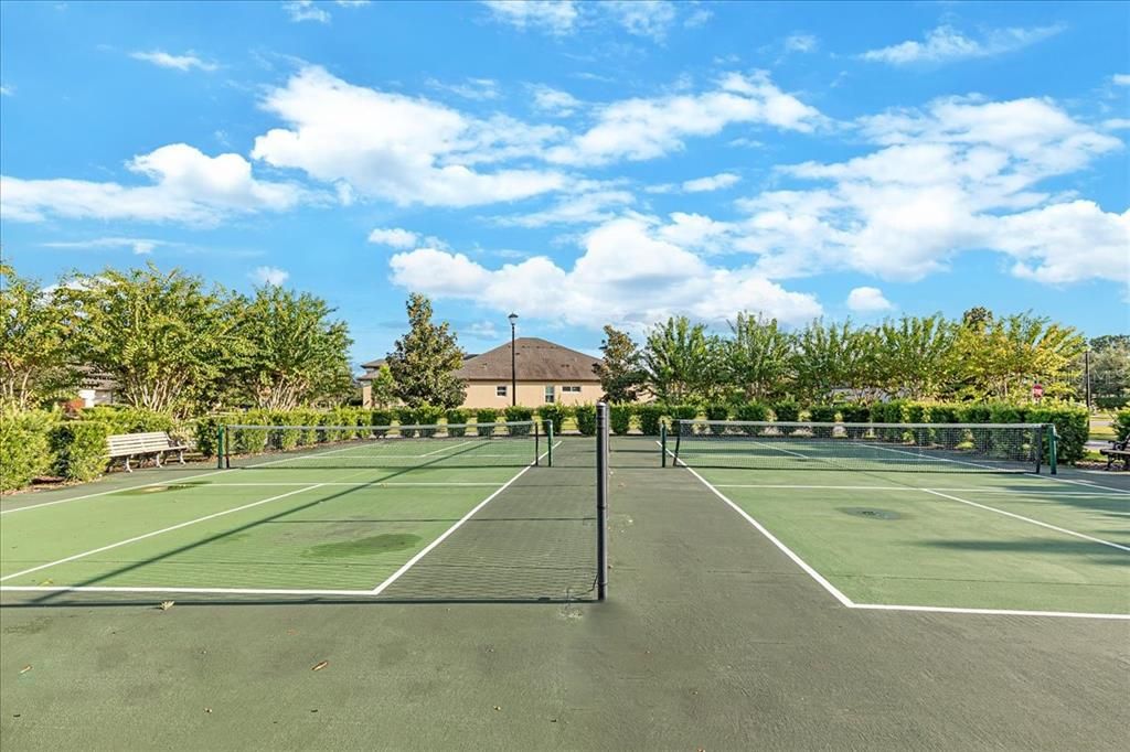 待售: $739,000 (4 贝兹, 3 浴室, 3221 平方英尺)