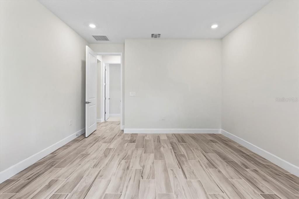 待售: $739,000 (4 贝兹, 3 浴室, 3221 平方英尺)