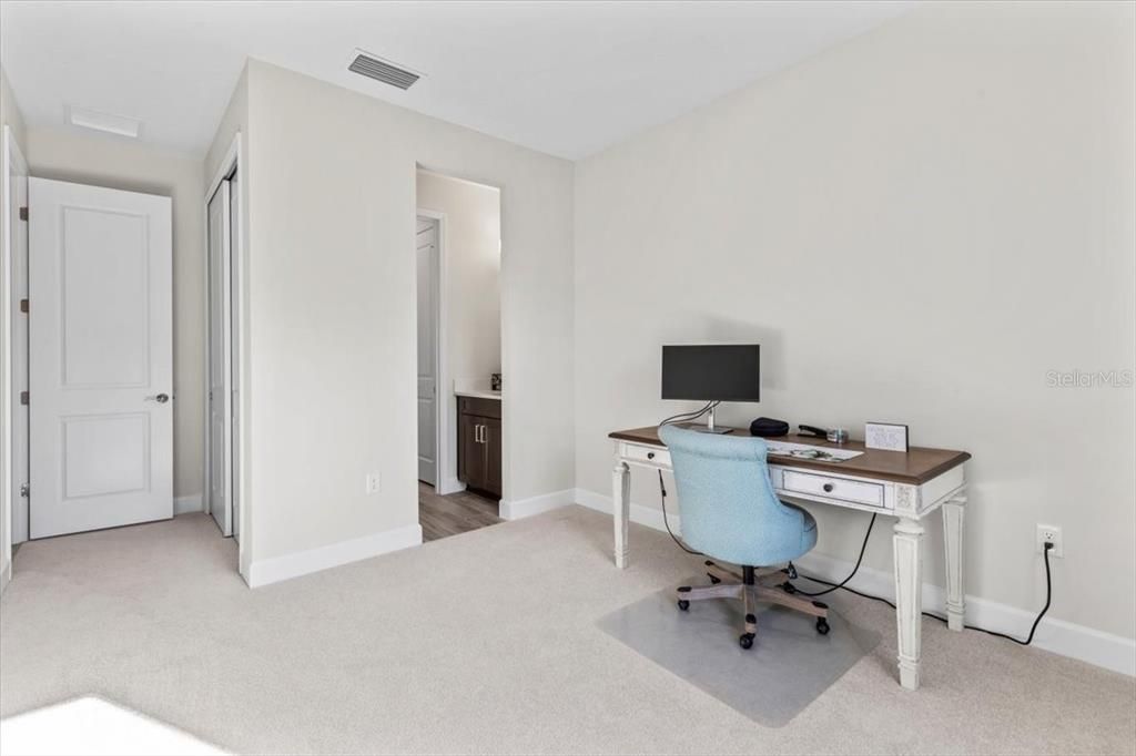 待售: $739,000 (4 贝兹, 3 浴室, 3221 平方英尺)