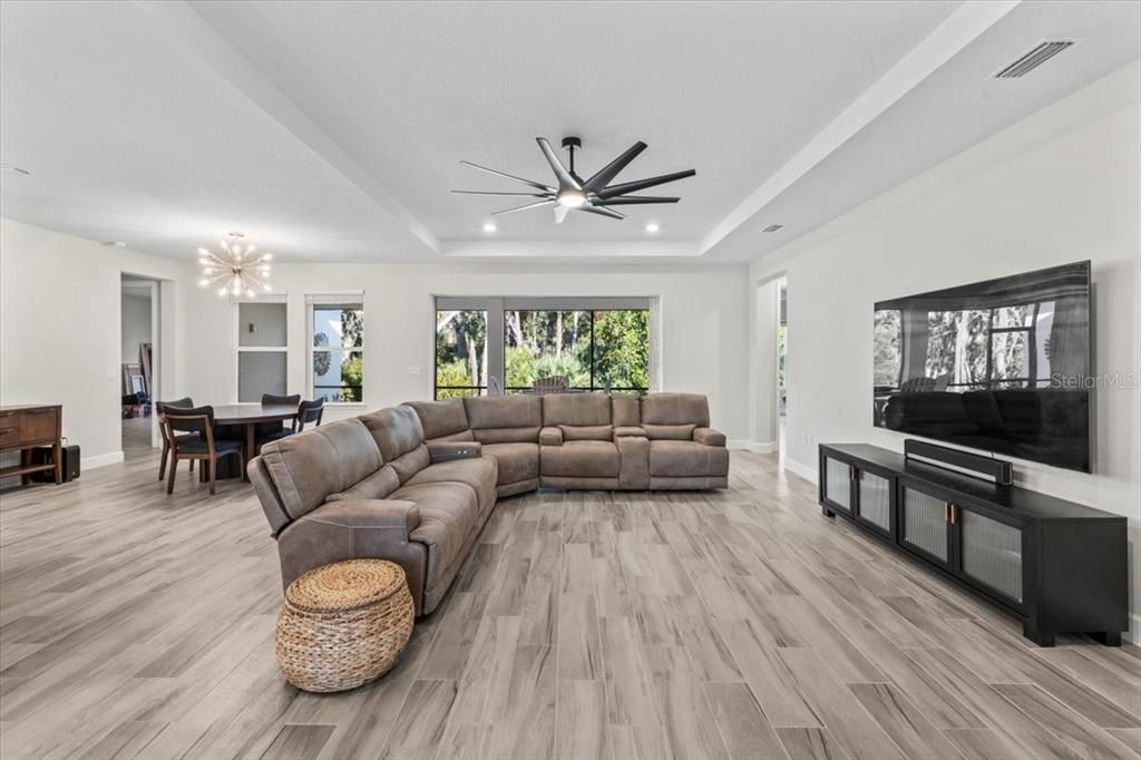 待售: $739,000 (4 贝兹, 3 浴室, 3221 平方英尺)