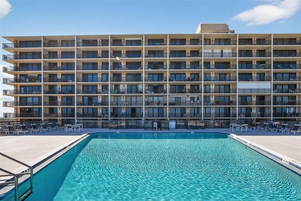 En Venta: $687,000 (2 camas, 2 baños, 1265 Pies cuadrados)