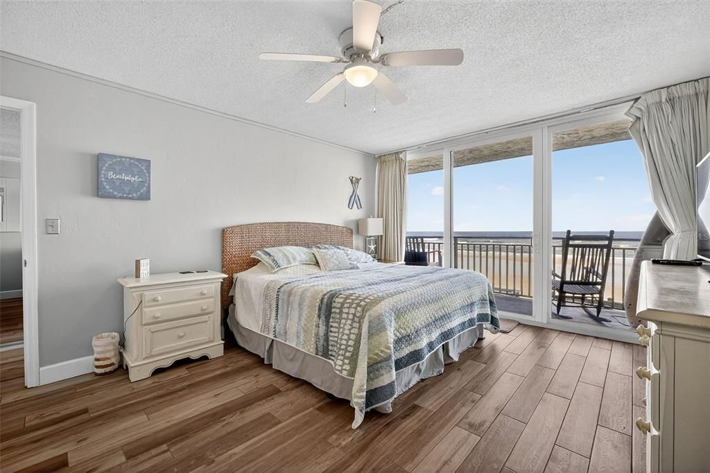 En Venta: $687,000 (2 camas, 2 baños, 1265 Pies cuadrados)