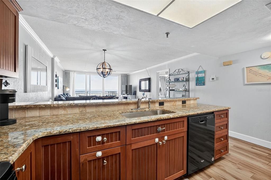 En Venta: $687,000 (2 camas, 2 baños, 1265 Pies cuadrados)