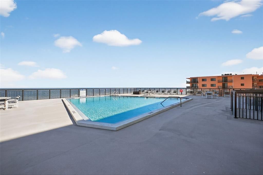 En Venta: $687,000 (2 camas, 2 baños, 1265 Pies cuadrados)