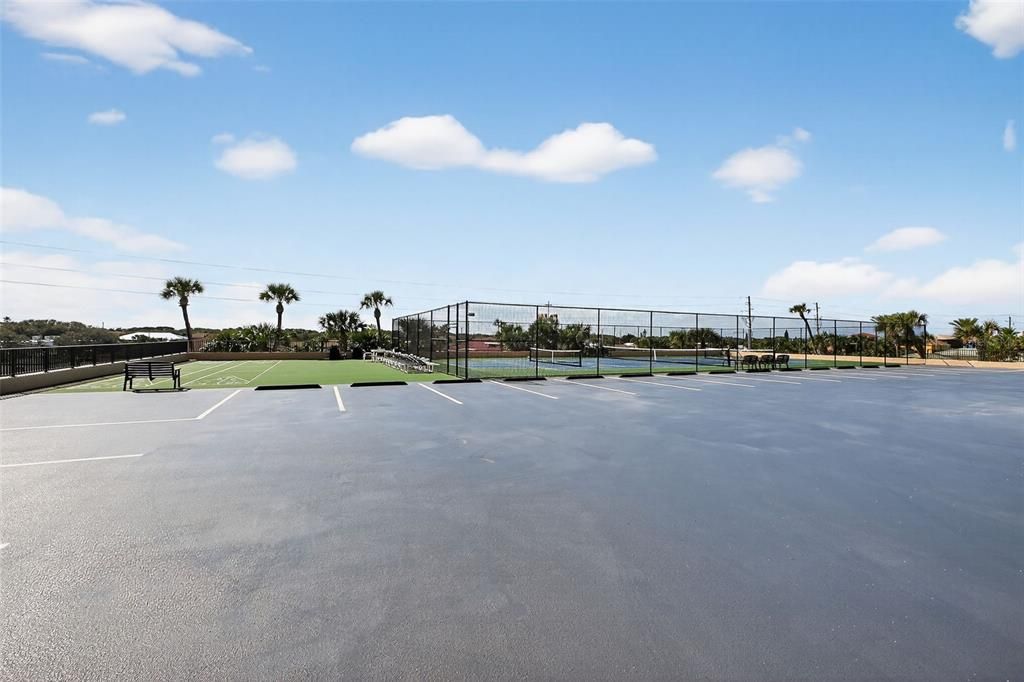 En Venta: $687,000 (2 camas, 2 baños, 1265 Pies cuadrados)