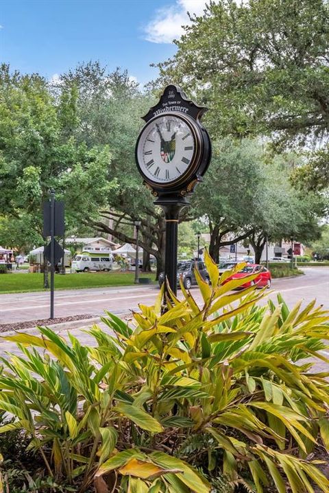 For Sale: $1,075,000 (4 beds, 3 baths, 2743 Square Feet)