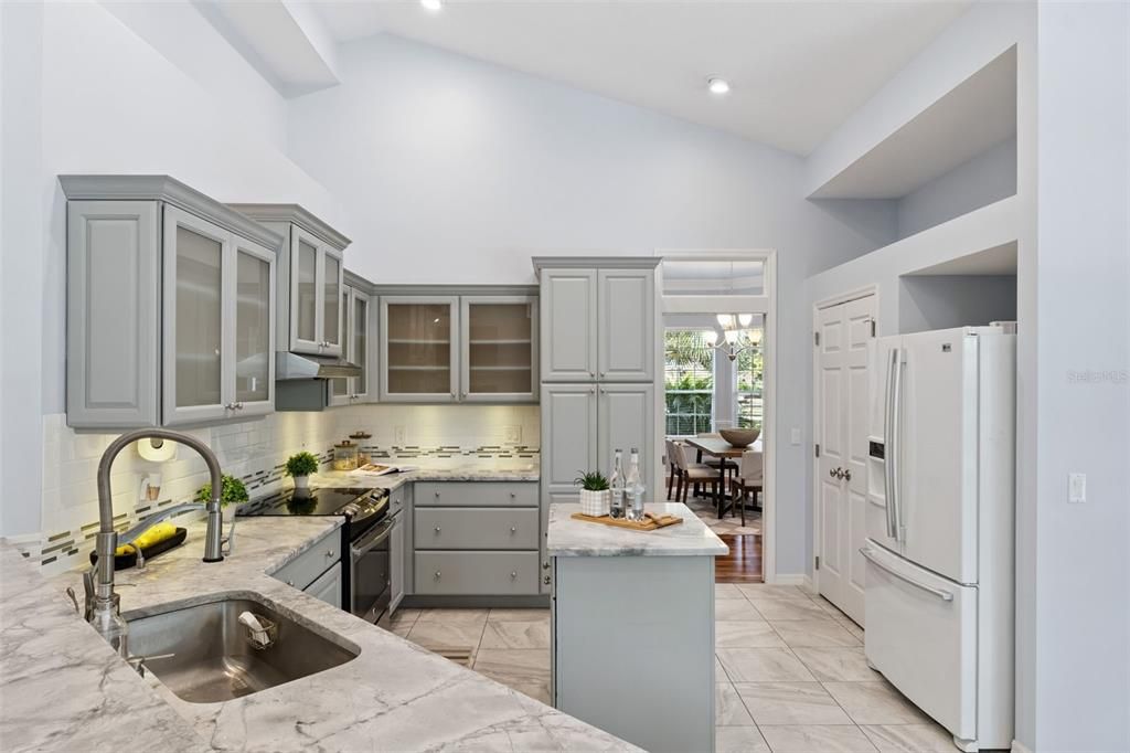 For Sale: $1,075,000 (4 beds, 3 baths, 2743 Square Feet)