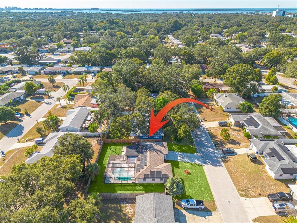 Под контрактом: $548,500 (3 спален, 2 ванн, 1345 Квадратных фут)