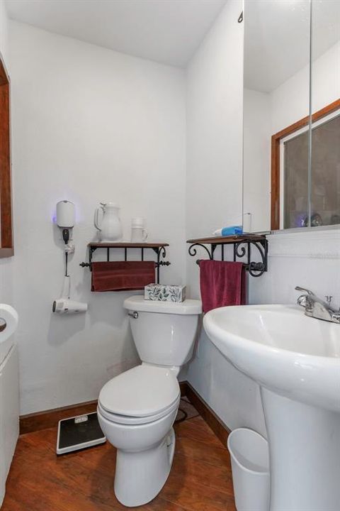 For Sale: $1,500,000 (3 beds, 3 baths, 6088 Square Feet)