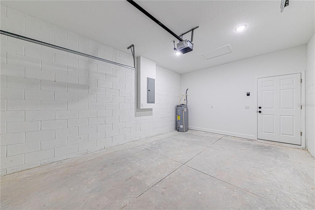 На продажу: $247,000 (3 спален, 2 ванн, 1292 Квадратных фут)