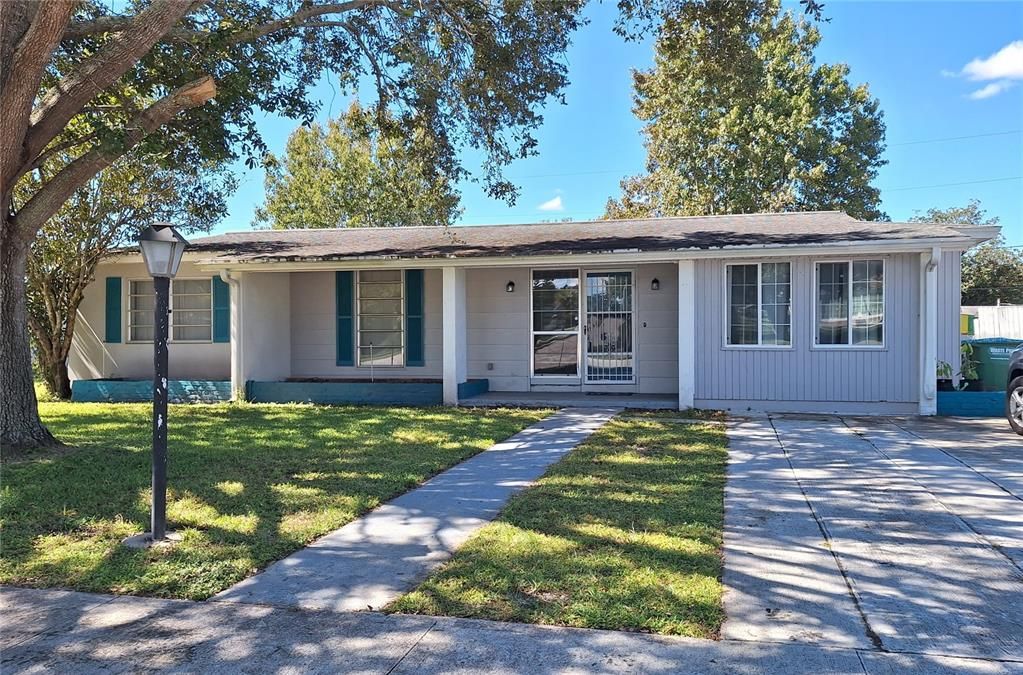 For Sale: $249,900 (4 beds, 1 baths, 1628 Square Feet)