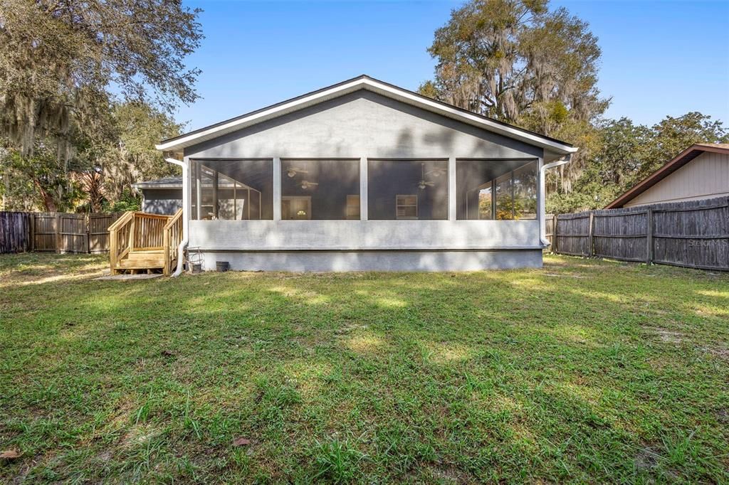 For Sale: $279,900 (3 beds, 2 baths, 1216 Square Feet)