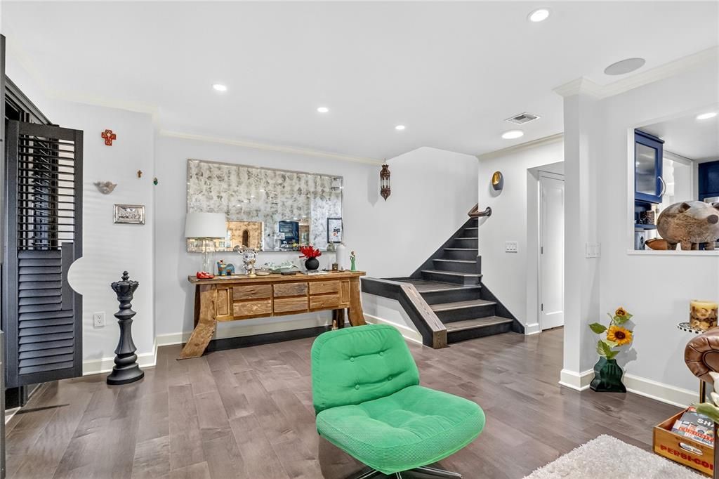 Active With Contract: $685,000 (2 beds, 3 baths, 2237 Square Feet)