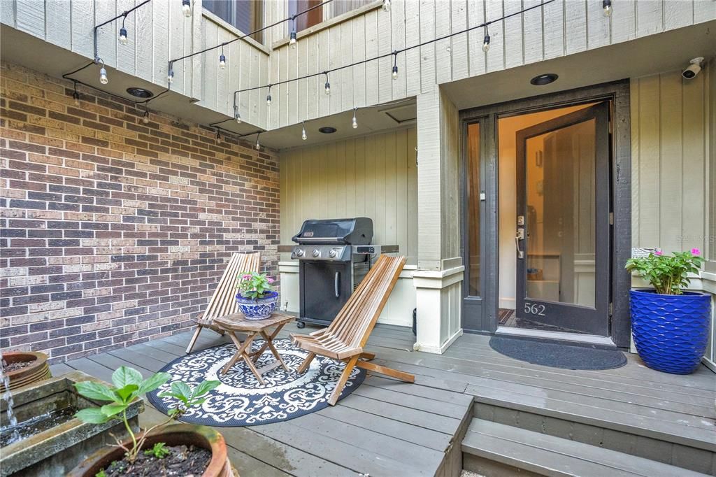 Active With Contract: $685,000 (2 beds, 3 baths, 2237 Square Feet)