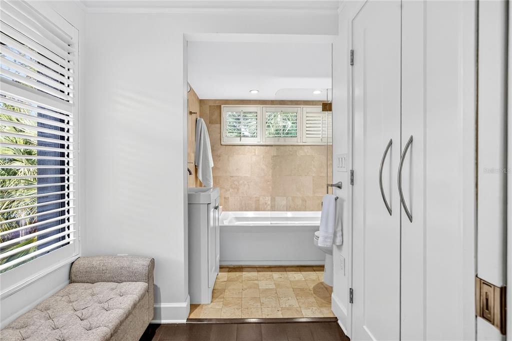 Active With Contract: $685,000 (2 beds, 3 baths, 2237 Square Feet)