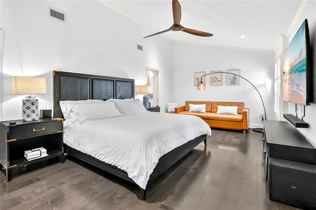 Active With Contract: $685,000 (2 beds, 3 baths, 2237 Square Feet)