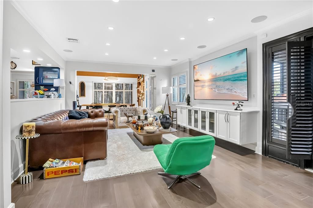 Active With Contract: $685,000 (2 beds, 3 baths, 2237 Square Feet)