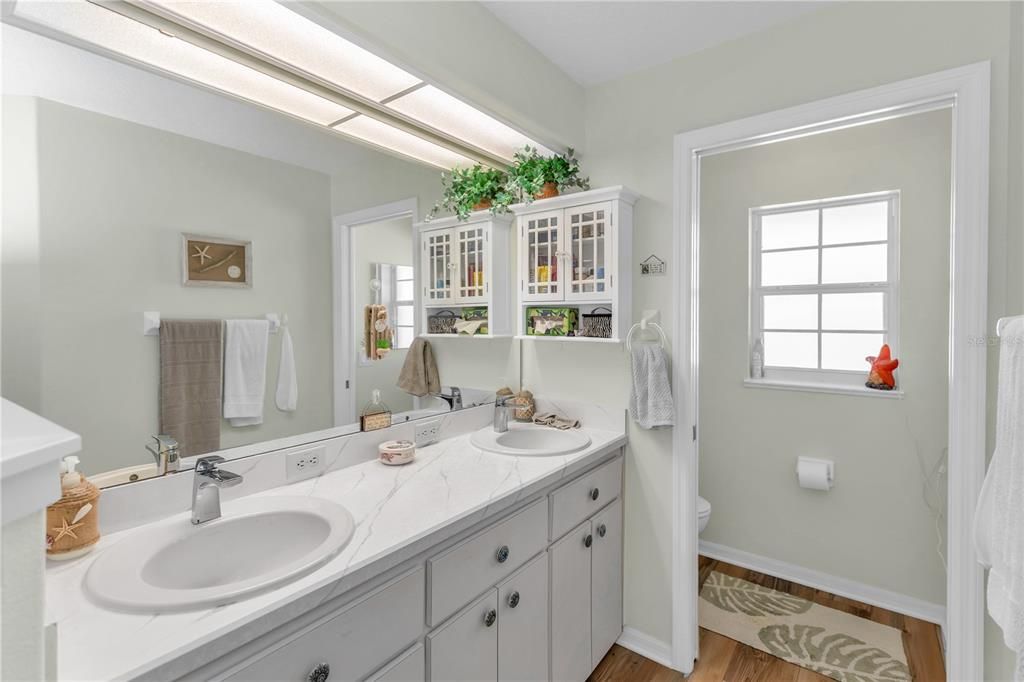 待售: $315,000 (3 贝兹, 2 浴室, 1995 平方英尺)