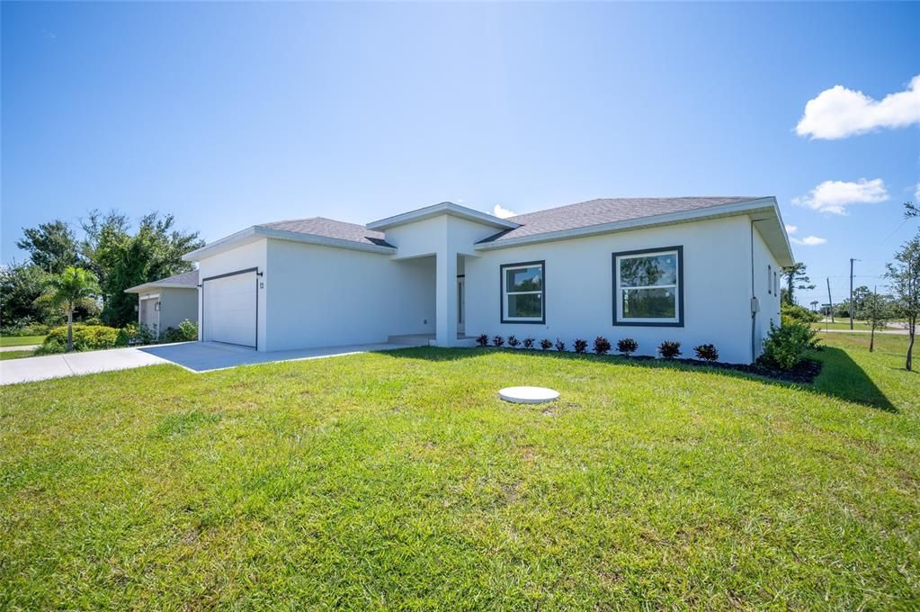 For Rent: $1,800 (3 beds, 2 baths, 1617 Square Feet)