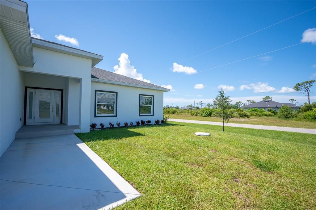 For Rent: $1,800 (3 beds, 2 baths, 1617 Square Feet)