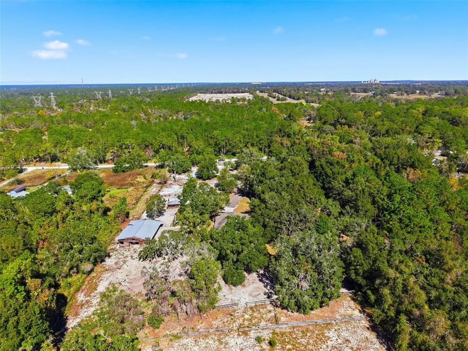 Под контрактом: $675,000 (3 спален, 2 ванн, 1889 Квадратных фут)