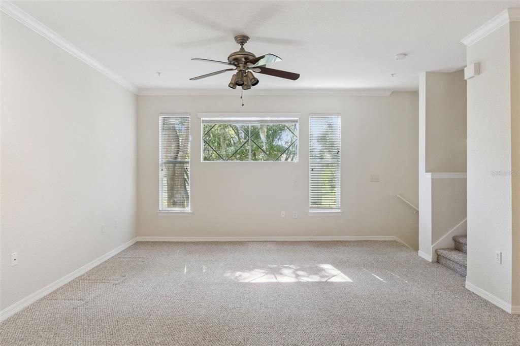 For Sale: $245,000 (3 beds, 2 baths, 1583 Square Feet)