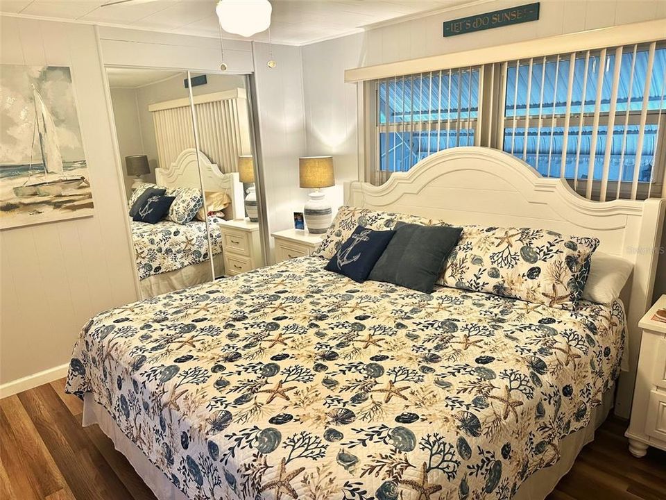 На продажу: $109,900 (2 спален, 1 ванн, 776 Квадратных фут)