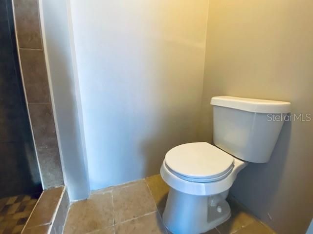 出租: $925 (1 贝兹, 1 浴室, 600 平方英尺)