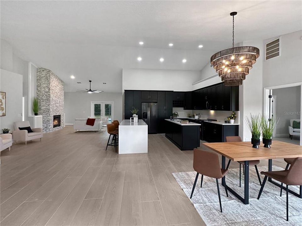 待售: $759,000 (5 贝兹, 3 浴室, 2400 平方英尺)