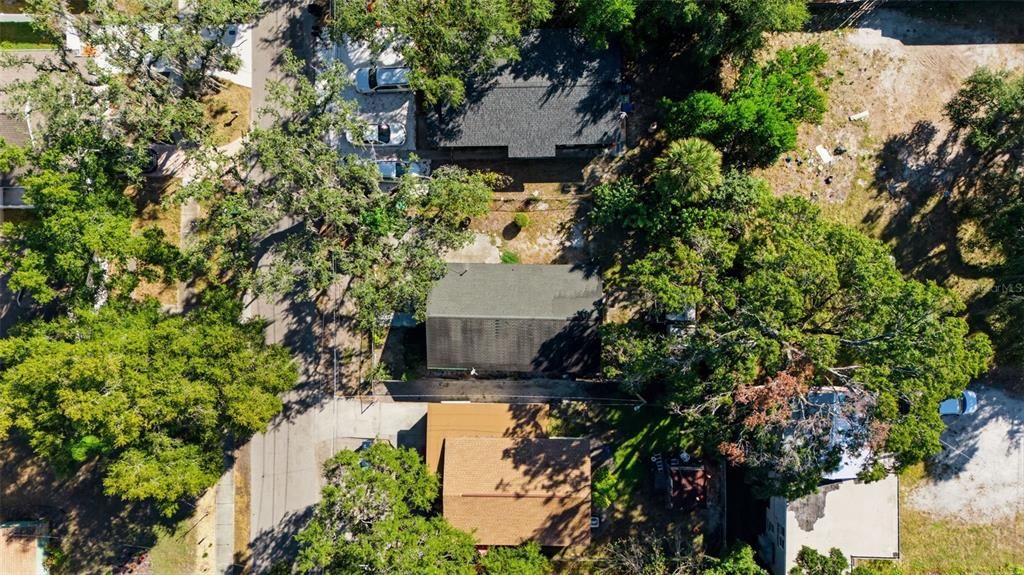 合同活跃: $150,000 (2 贝兹, 1 浴室, 875 平方英尺)