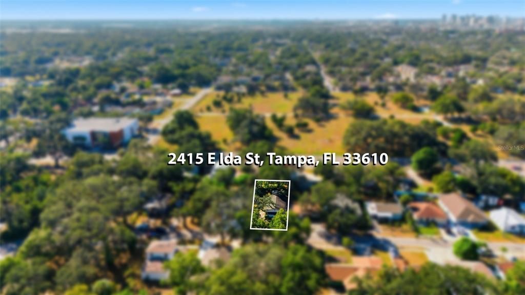 合同活跃: $150,000 (2 贝兹, 1 浴室, 875 平方英尺)