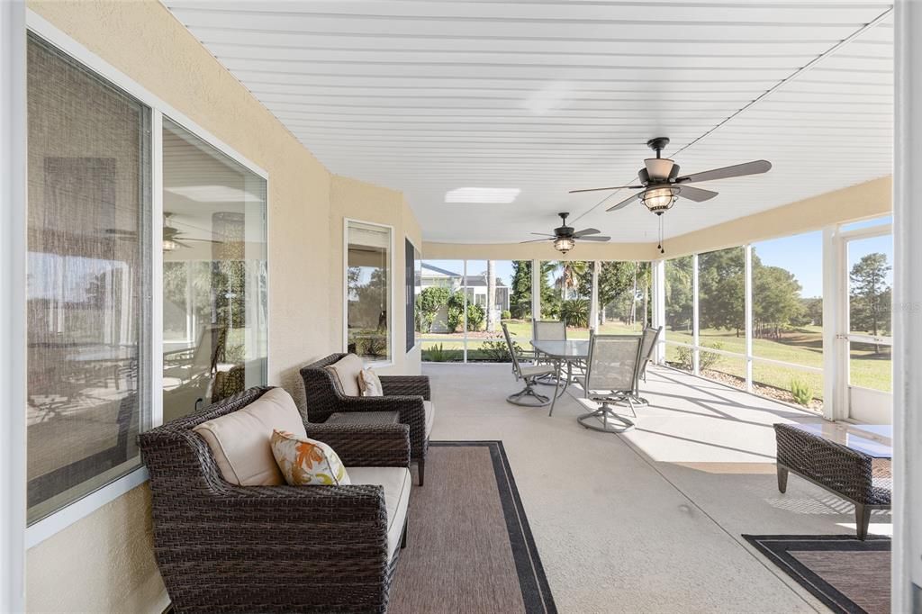 合同活跃: $389,000 (3 贝兹, 2 浴室, 1997 平方英尺)