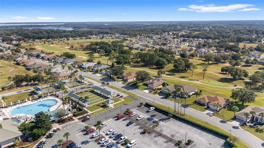 合同活跃: $389,000 (3 贝兹, 2 浴室, 1997 平方英尺)