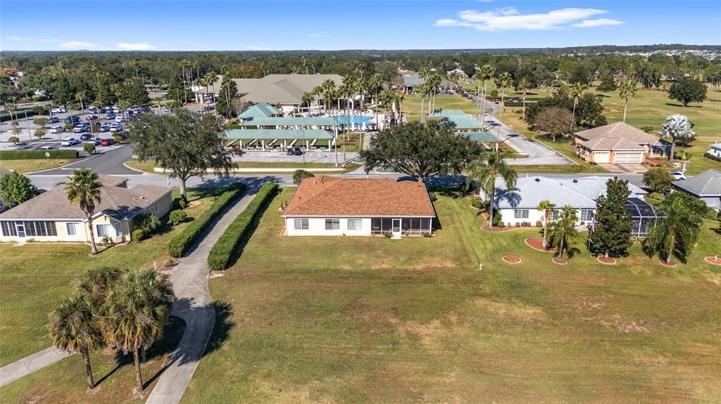 合同活跃: $389,000 (3 贝兹, 2 浴室, 1997 平方英尺)