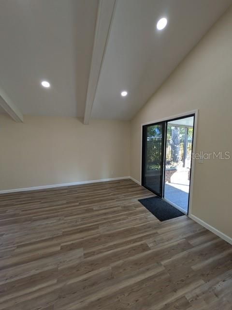 На продажу: $350,000 (3 спален, 2 ванн, 1306 Квадратных фут)