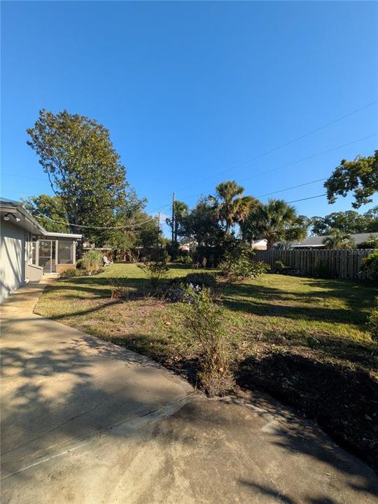 На продажу: $350,000 (3 спален, 2 ванн, 1306 Квадратных фут)