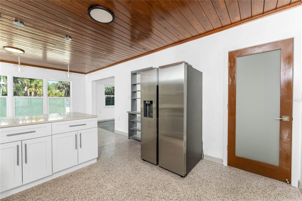 待售: $799,000 (3 贝兹, 3 浴室, 1360 平方英尺)