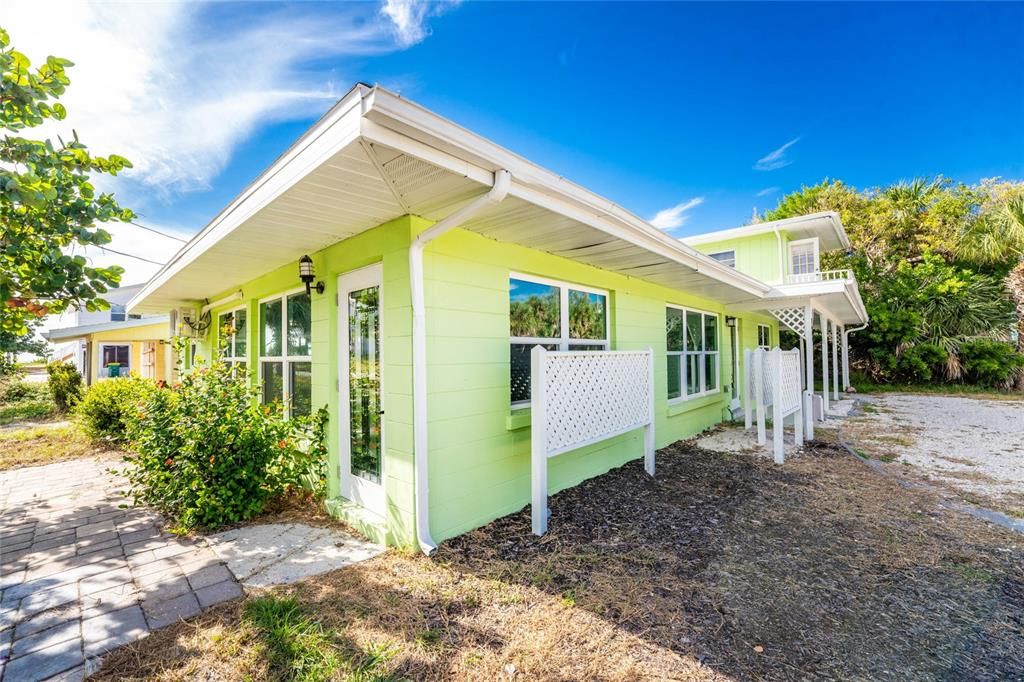 待售: $799,000 (3 贝兹, 3 浴室, 1360 平方英尺)