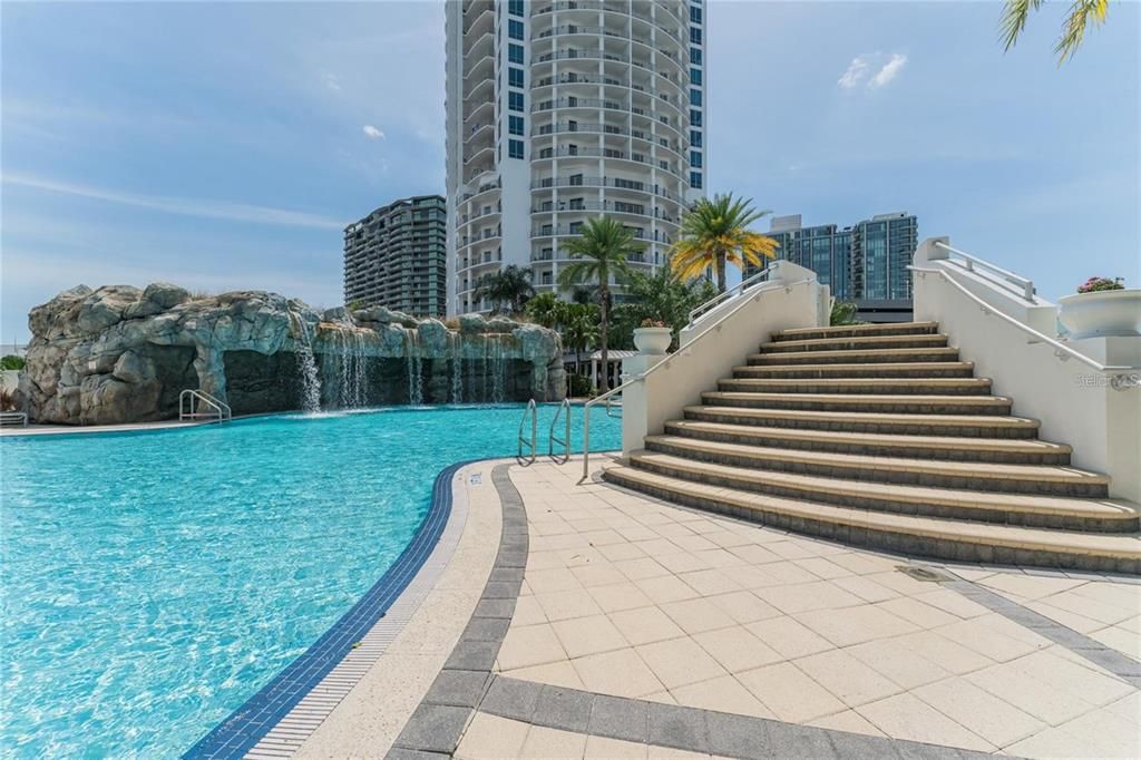 В аренду: $6,500 (3 спален, 3 ванн, 1766 Квадратных фут)