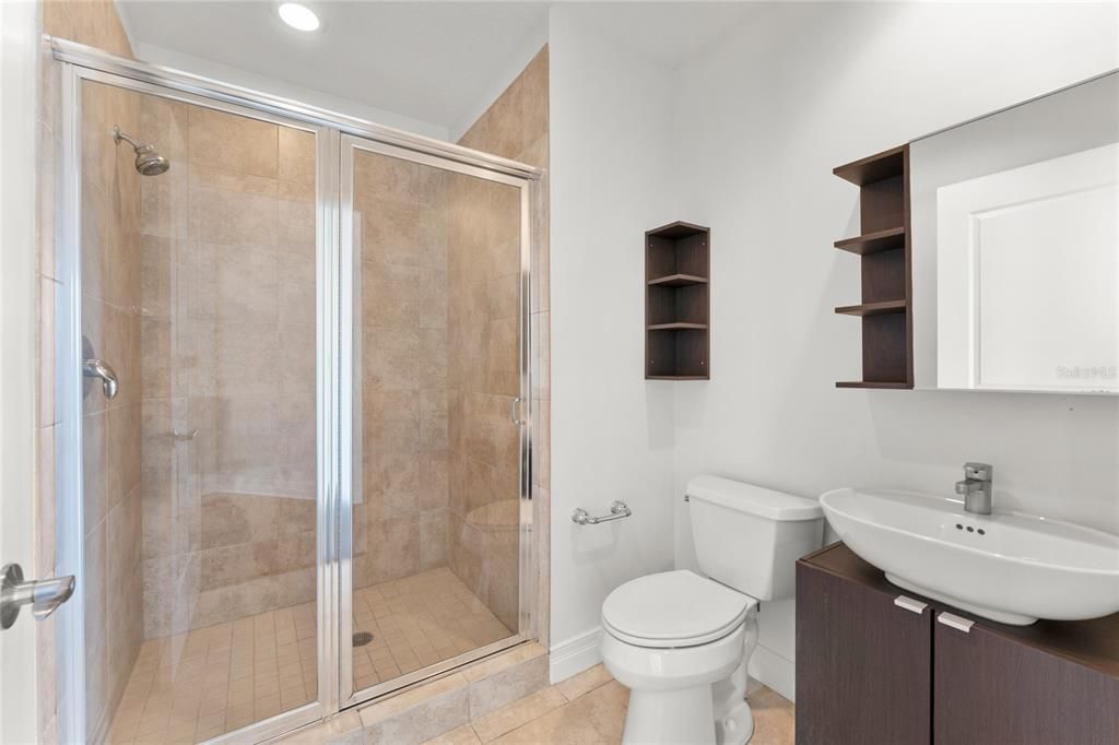 В аренду: $6,500 (3 спален, 3 ванн, 1766 Квадратных фут)