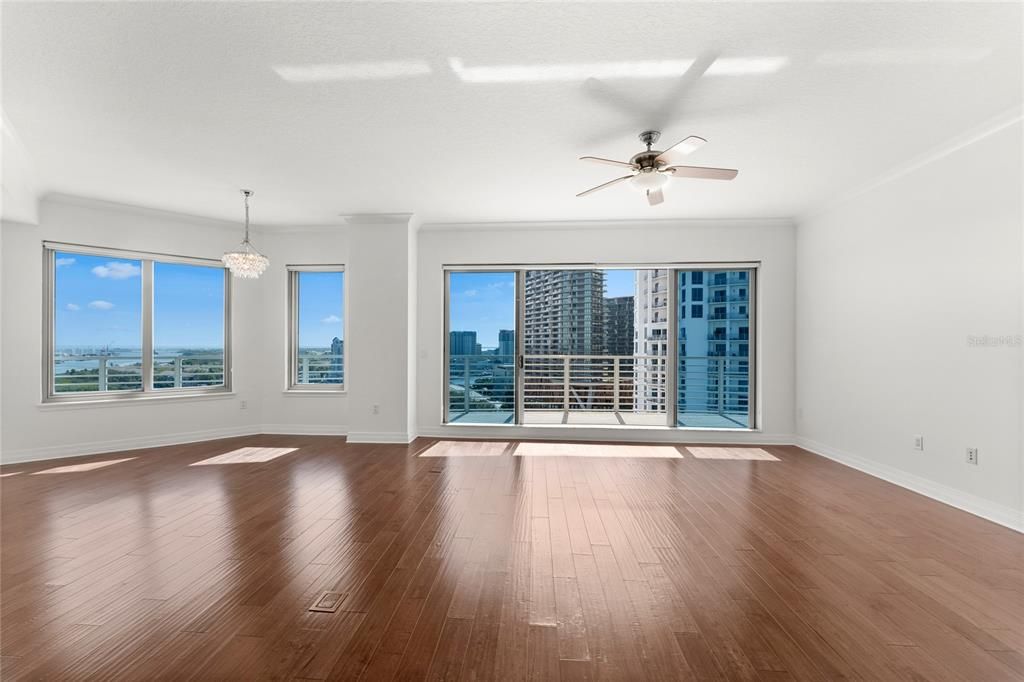 В аренду: $6,500 (3 спален, 3 ванн, 1766 Квадратных фут)