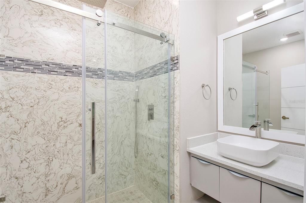 待售: $435,000 (4 贝兹, 3 浴室, 2224 平方英尺)